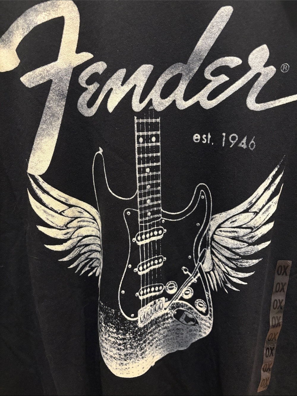 Fender Black Graphic Guitar Tee with Metallic Print (Plus size) - Picture 3 of 5